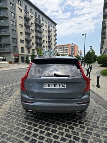 Volvo XC90-4