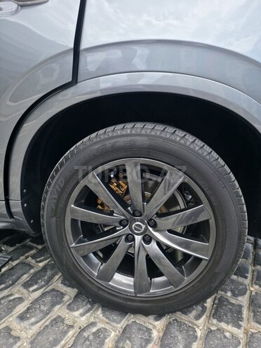 Volvo XC90-16