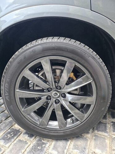 Volvo XC90-18