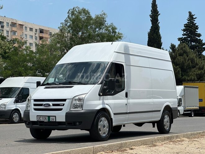 Ford Transit-2