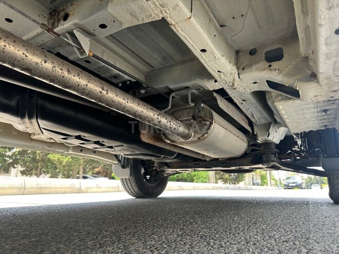 Ford Transit-12
