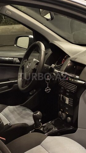 Opel Astra-10
