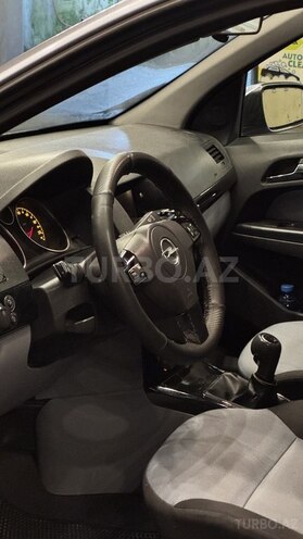 Opel Astra-9