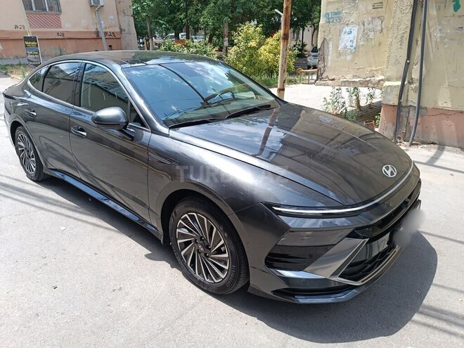 Hyundai Sonata-3