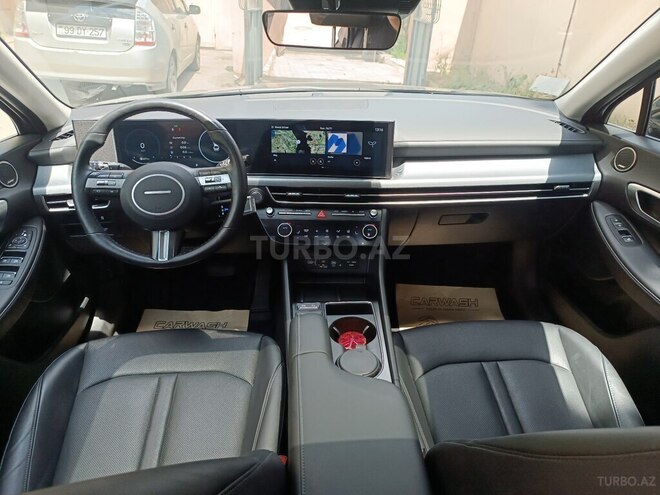 Hyundai Sonata-9