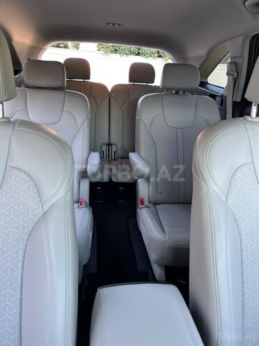 Kia Sorento-8