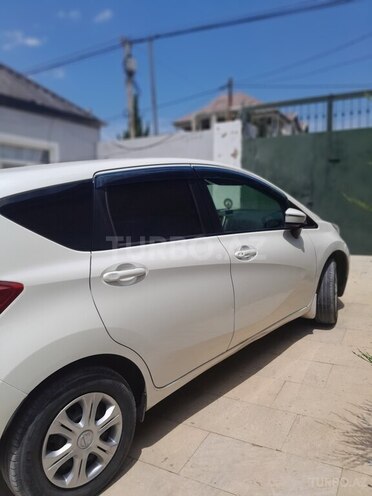 Nissan Note-2