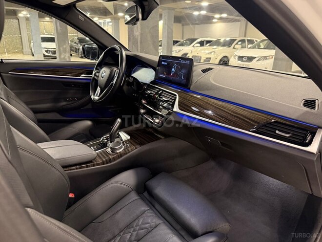 BMW 530-13