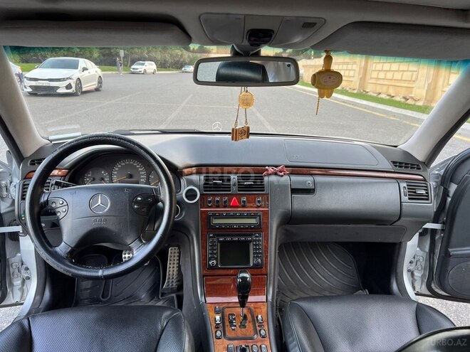 Mercedes E 320-14