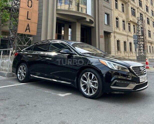 Hyundai Sonata-2