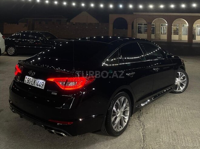 Hyundai Sonata-6