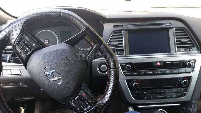 Hyundai Sonata-7