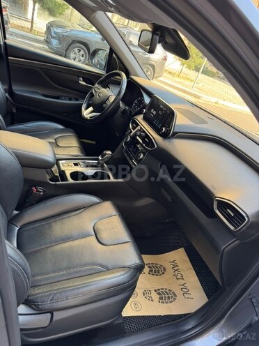 Hyundai Santa Fe-17