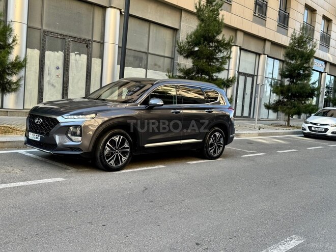Hyundai Santa Fe-12