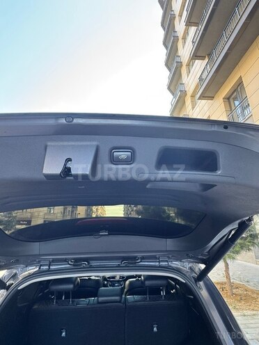 Hyundai Santa Fe-5