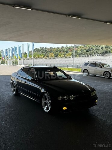BMW 530-1