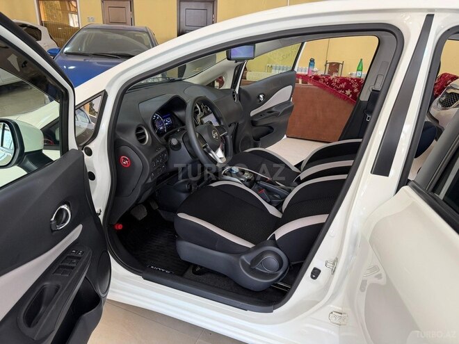 Nissan Note-16