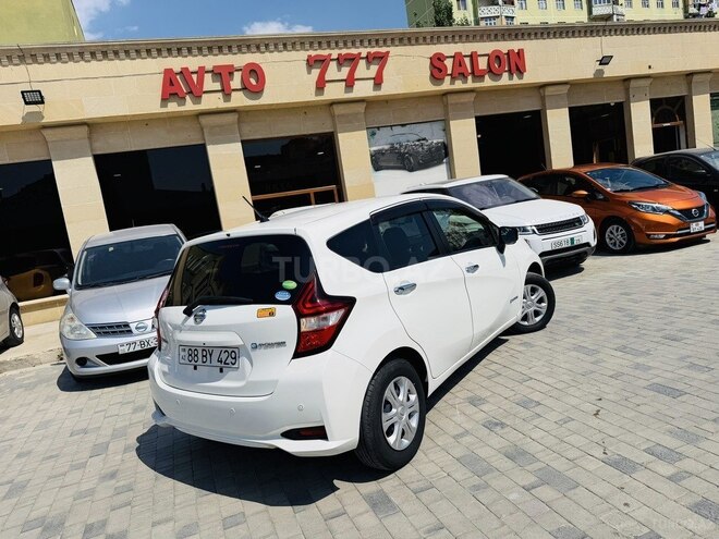 Nissan Note-6