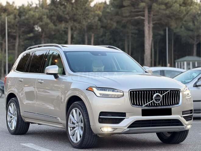 Volvo XC90-5