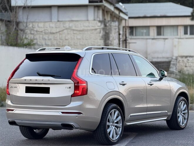 Volvo XC90-7