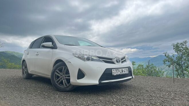 Toyota Auris 2014, 247,000 km - 1.3 л - Qusar