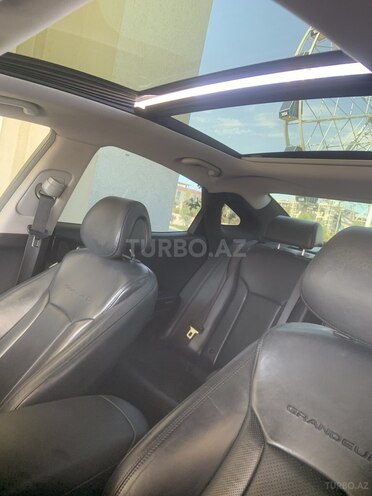 Hyundai Grandeur-5