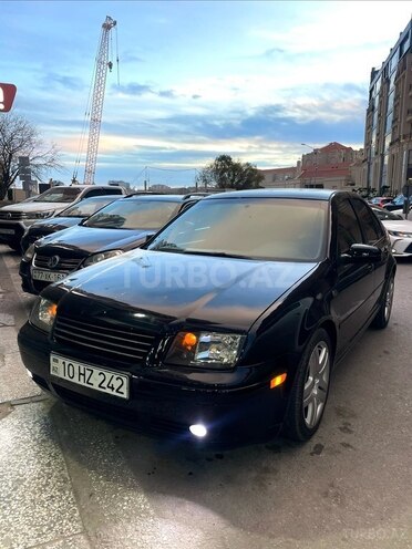 Volkswagen Jetta-1