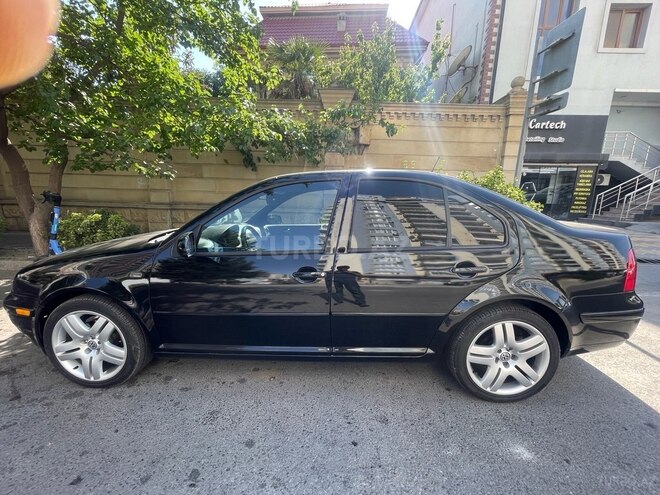 Volkswagen Jetta-8