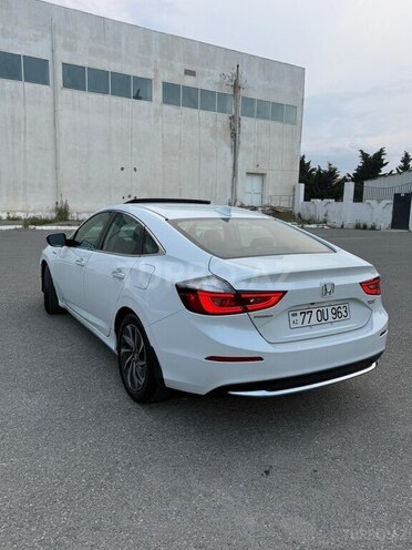 Honda Insight-5