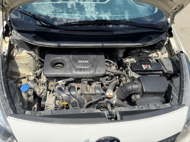 Kia Rio-10