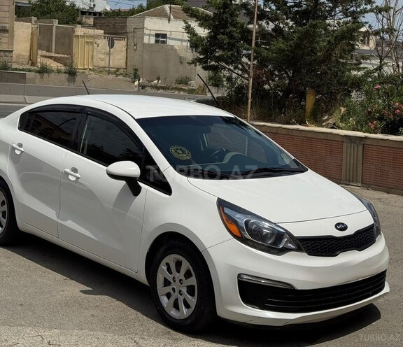 Kia Rio-2