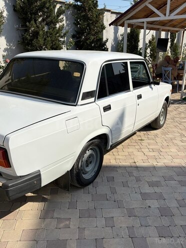 LADA (VAZ) 2107-4