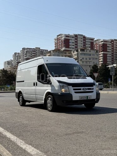 Ford Transit-2