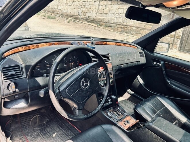Mercedes C 230-4