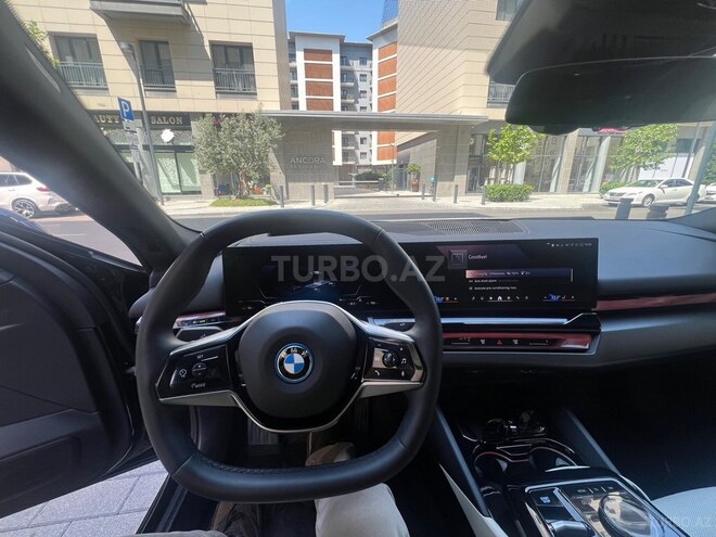 BMW i5-14