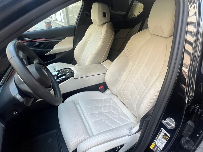 BMW i5-15