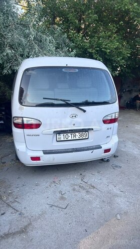 Hyundai H-1-3