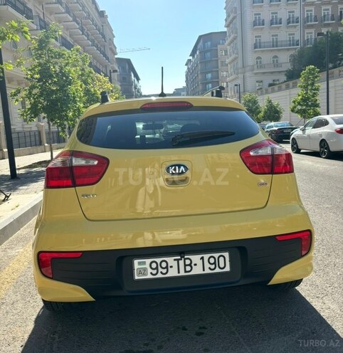 Kia Rio-2