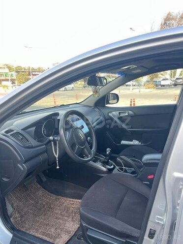 Kia Cerato-7