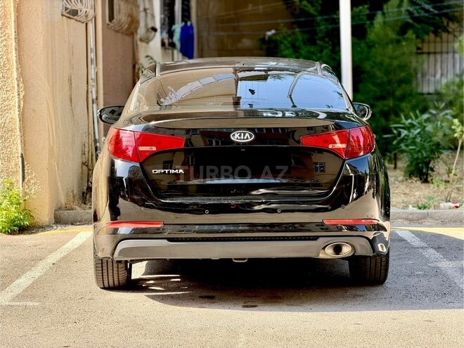 Kia Optima-3