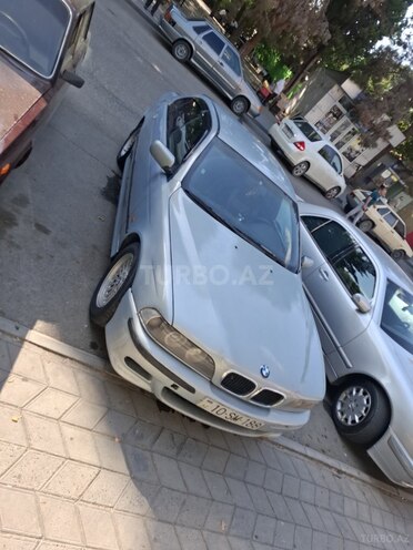 BMW 528-3