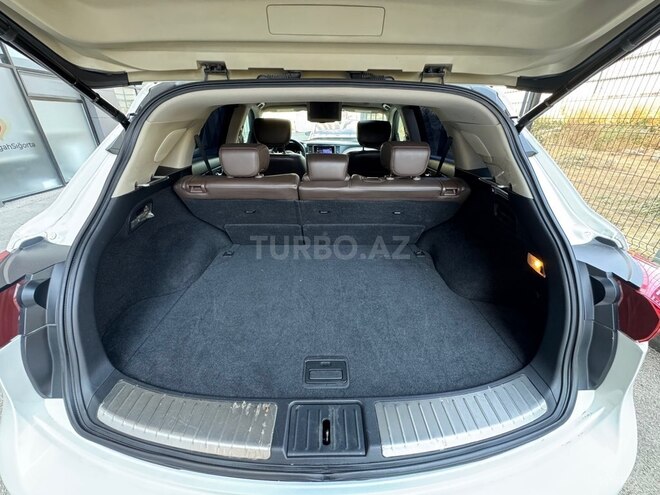 Infiniti FX37-17