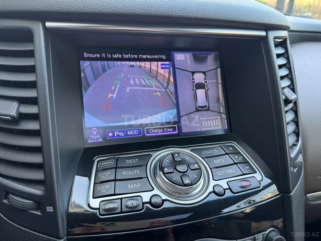 Infiniti FX37-18