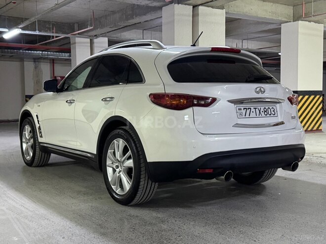 Infiniti FX37-7
