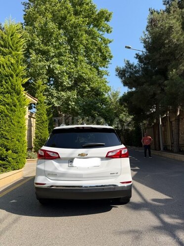 Chevrolet Equinox-12