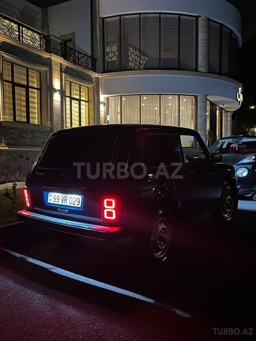 LADA (VAZ) Niva-8
