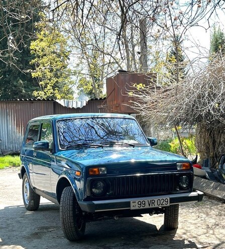LADA (VAZ) Niva-16