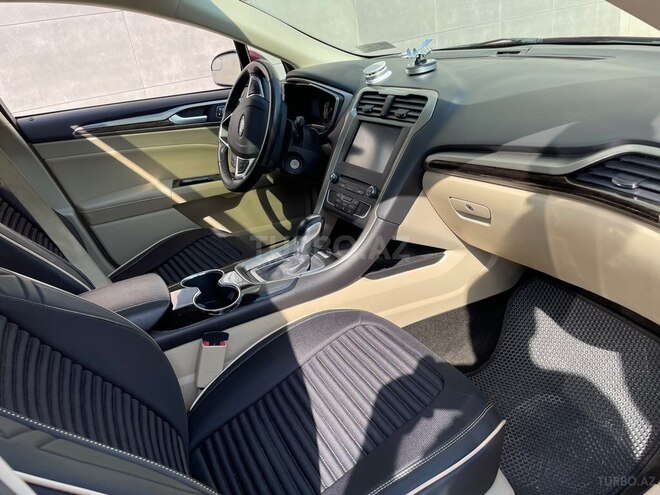 Ford Fusion (North America)-11