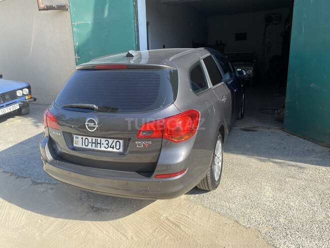 Opel Astra-7