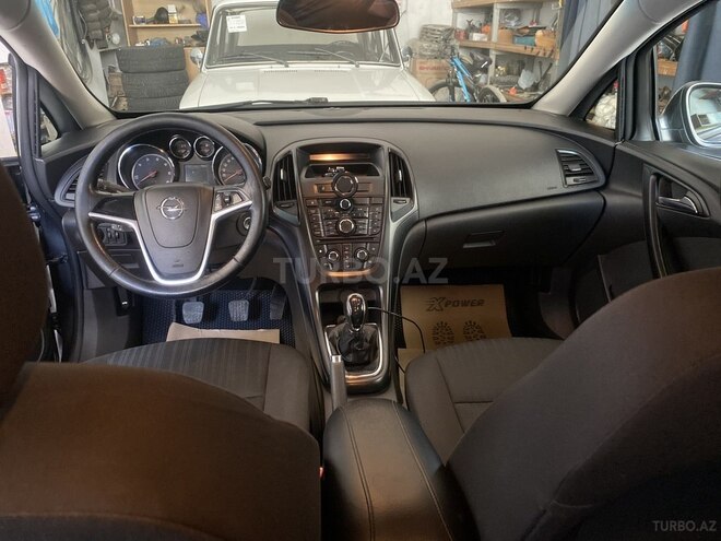 Opel Astra-8